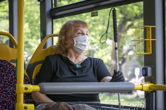 DBSV - Sehbehinderte in Corona-Zeiten - im Bus