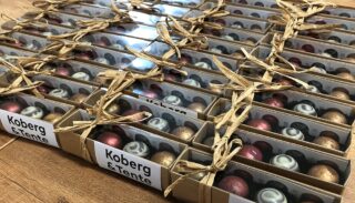 Koberg & Tente - 75 Jahre Jubiläum@home - unter anderem mit Pralinen