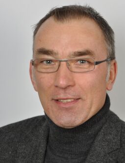 Dr. Gernot Jendrusch