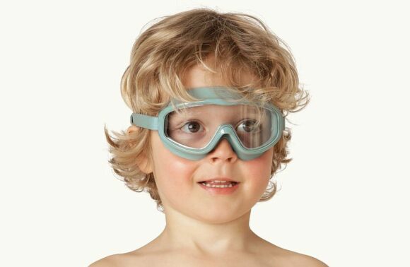 Petites Pommes Swim Goggle Studio_590