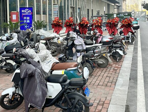 RIOA Schule Augenoptik Mopeds Passmann