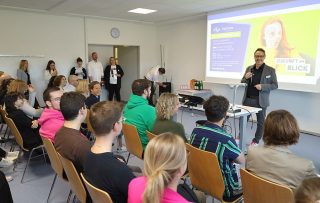 Optonia Diez Karriere-Tag 2025 Begruessung