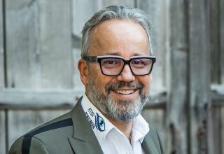 Kontaktlinsen-Anpassung: Robert Fetzer c Fetzer Schulungen