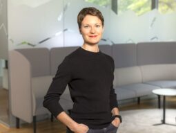 Dr. Janika Jürgens GL c brillen-profi Pia Simon