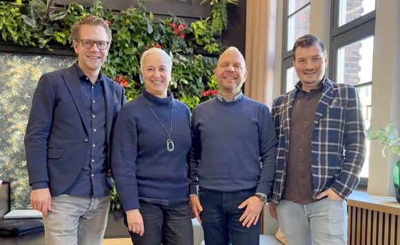 Viehoff Gruppe übernimmt Avermann Contactlinsen