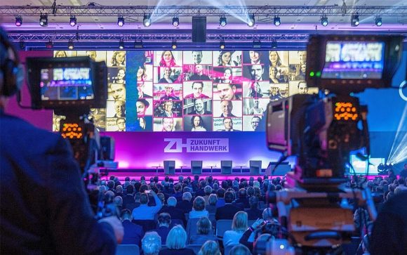 Zukunft Handwerk 2025 Bühne c GHM